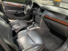 CHEVROLET - VECTRA - 2006/2006 - Cinza - R$ 35.900,00