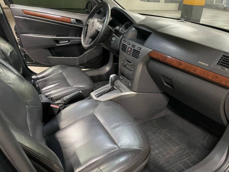 CHEVROLET - VECTRA - 2006/2006 - Cinza - R$ 35.900,00