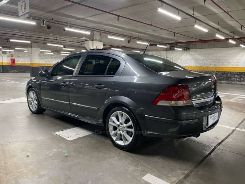 CHEVROLET - VECTRA - 2006/2006 - Cinza - R$ 35.900,00