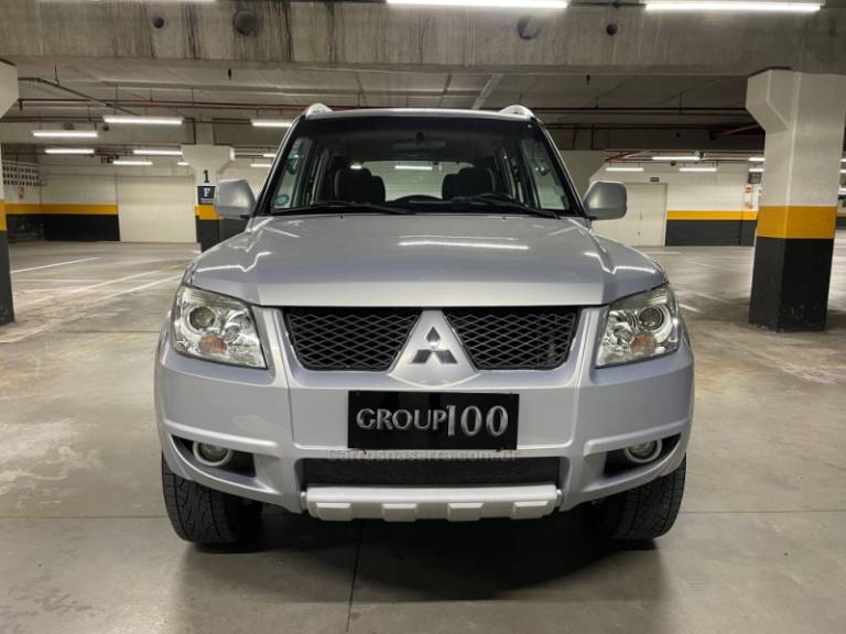 MITSUBISHI - PAJERO TR4 - 2010/2010 - Prata - R$ 63.900,00