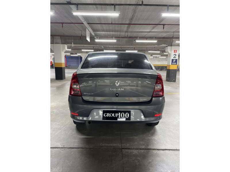RENAULT - LOGAN - 2013/2013 - Cinza - R$ 23.900,00