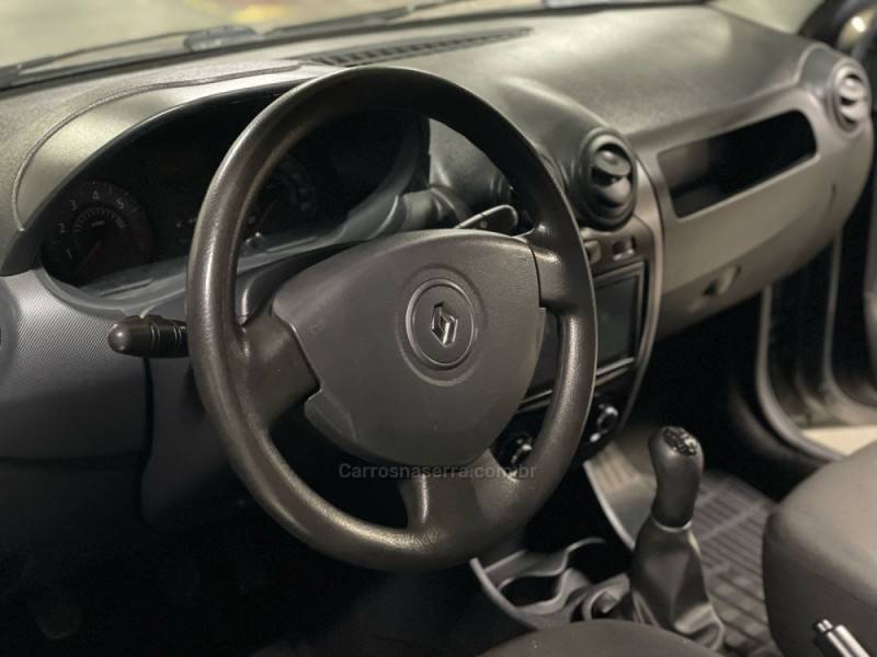 RENAULT - LOGAN - 2013/2013 - Cinza - R$ 23.900,00